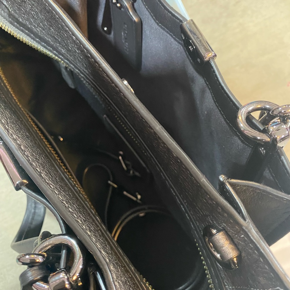 Final price drop. Coach Gunmetal/Metallic Graphite Leather Dreamer 38546